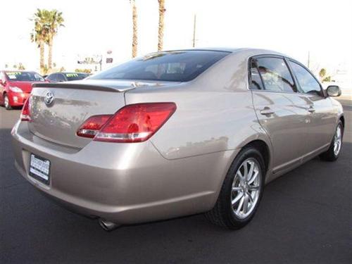 Toyota Avalon 2005 photo 1