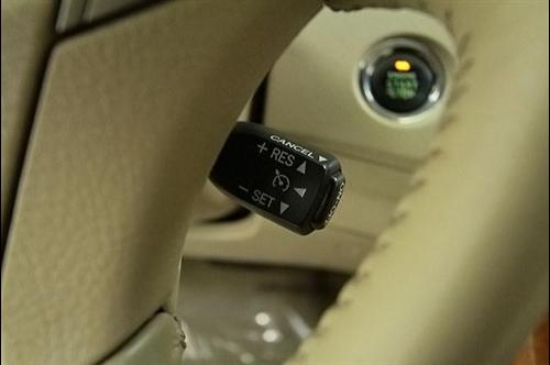 Toyota Avalon 2005 photo 1