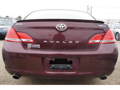 Toyota Avalon 2005 photo 2