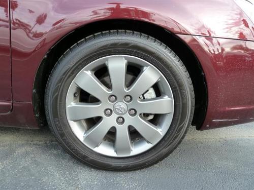 Toyota Avalon 2005 photo 2