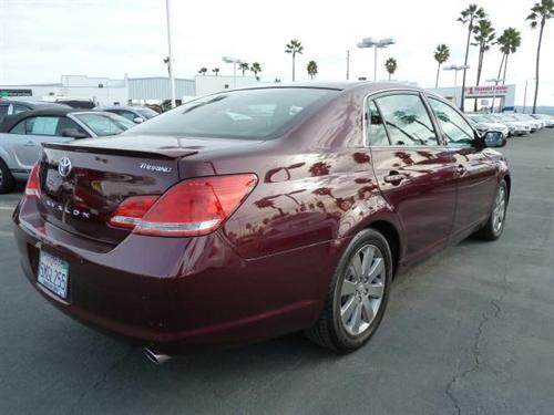 Toyota Avalon 2005 photo 3
