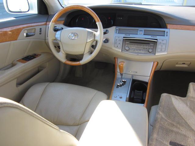 Toyota Avalon 2005 photo 5