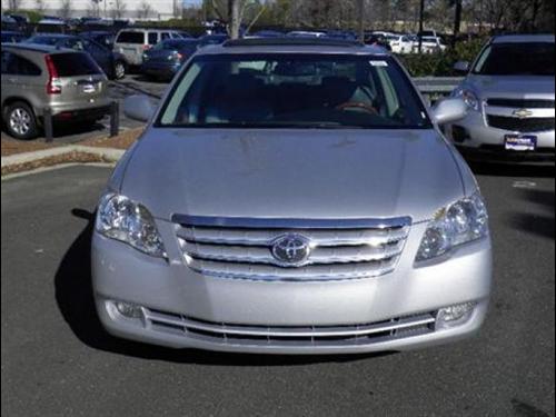 Toyota Avalon 2005 photo 1