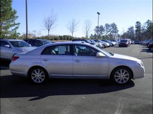 Toyota Avalon 2005 photo 3