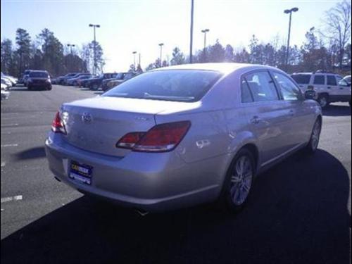 Toyota Avalon 2005 photo 4