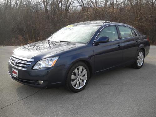 Toyota Avalon 2005 photo 2