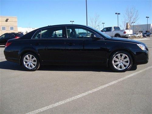 Toyota Avalon 2005 photo 1
