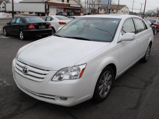Toyota Avalon 2005 photo 3