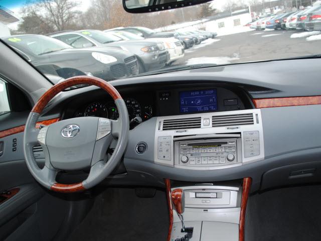 Toyota Avalon 2005 photo 5