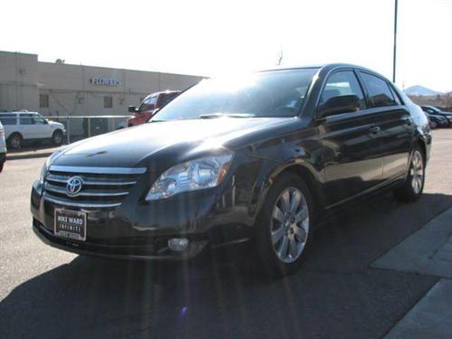 Toyota Avalon 2005 photo 2