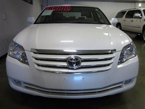 Toyota Avalon 2005 photo 1