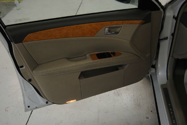 Toyota Avalon 2005 photo 14