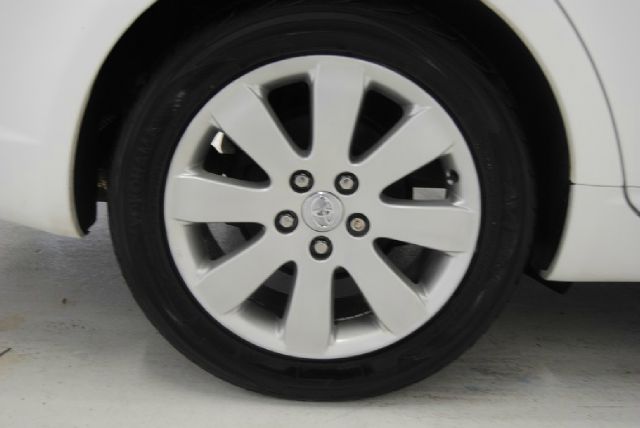 Toyota Avalon 2005 photo 17