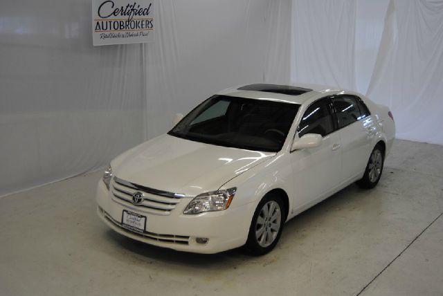 Toyota Avalon 2005 photo 8