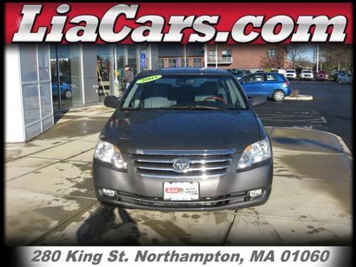 Toyota Avalon 2005 photo 1