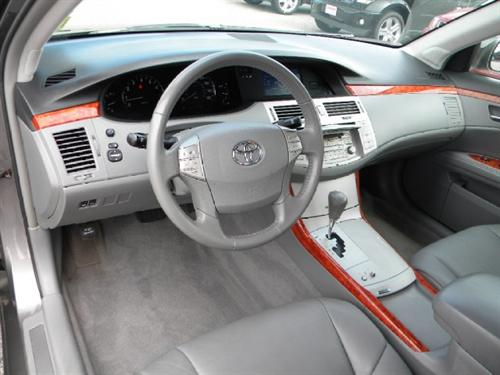 Toyota Avalon 2006 photo 2