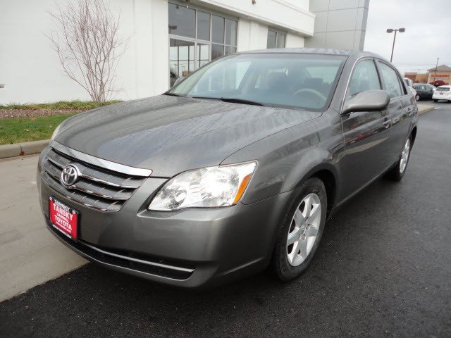 Toyota Avalon 2006 photo 1