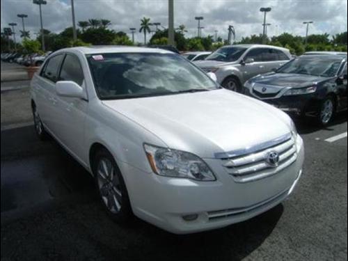 Toyota Avalon 2006 photo 2
