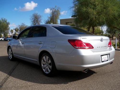 Toyota Avalon 2006 photo 2