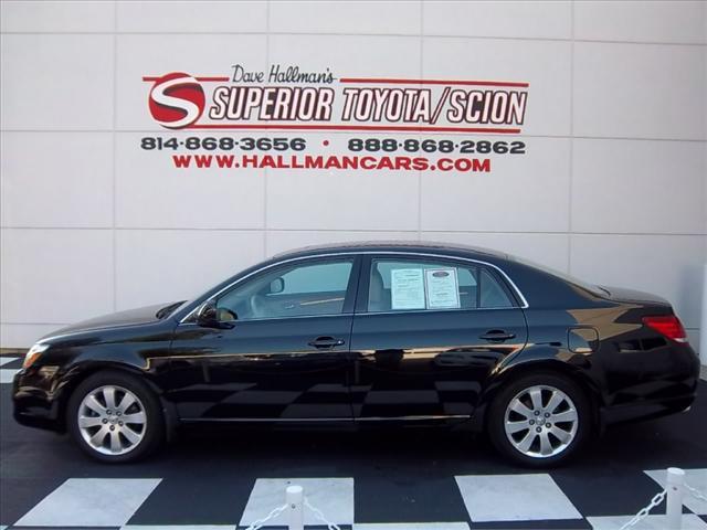 Toyota Avalon XLS Sedan