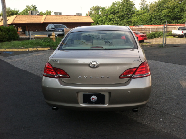 Toyota Avalon 2006 photo 8