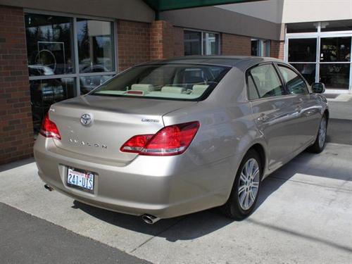 Toyota Avalon 2006 photo 2