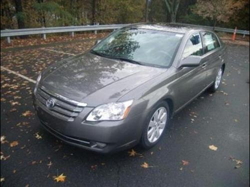 Toyota Avalon 2006 photo 2