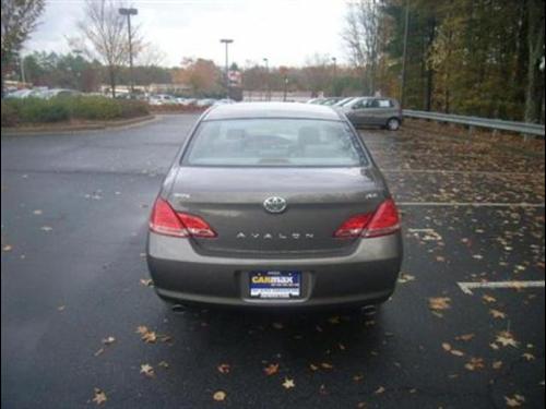 Toyota Avalon 2006 photo 5