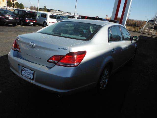 Toyota Avalon 2006 photo 4
