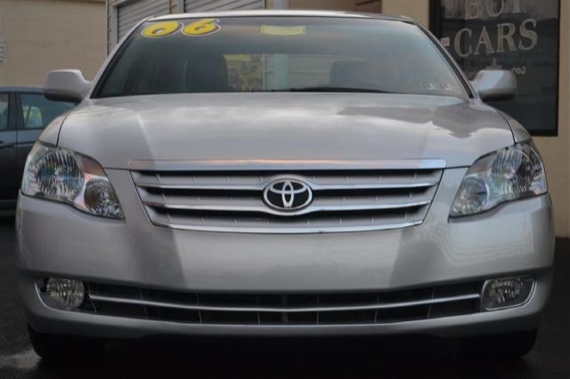 Toyota Avalon 2006 photo 2