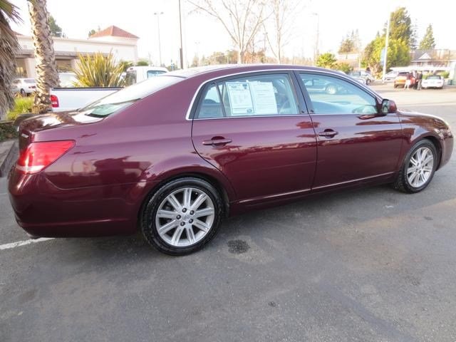 Toyota Avalon 2006 photo 1