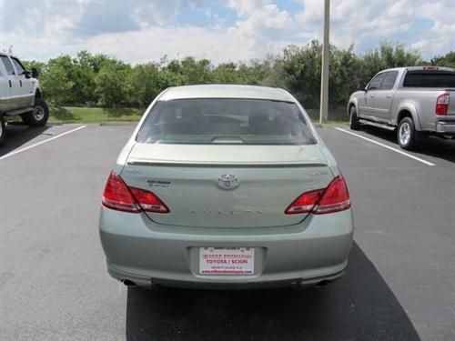 Toyota Avalon 2006 photo 2