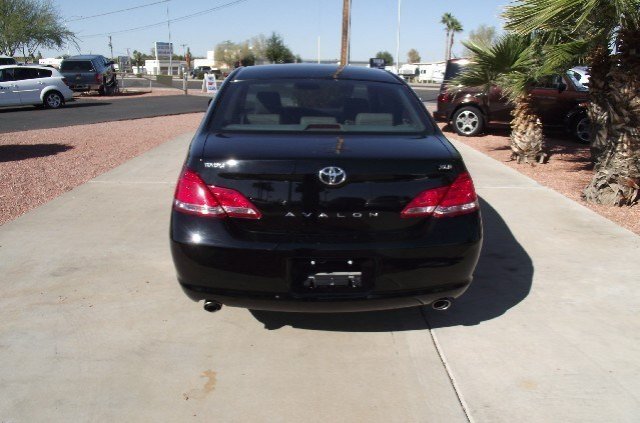 Toyota Avalon 2006 photo 4