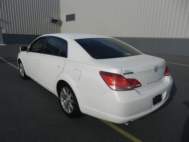 Toyota Avalon 2006 photo 3