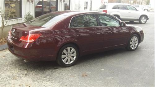 Toyota Avalon 2006 photo 2