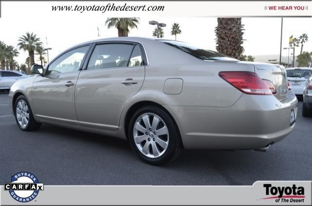 Toyota Avalon 2006 photo 2