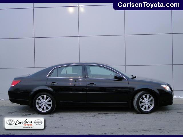 Toyota Avalon 2006 photo 1
