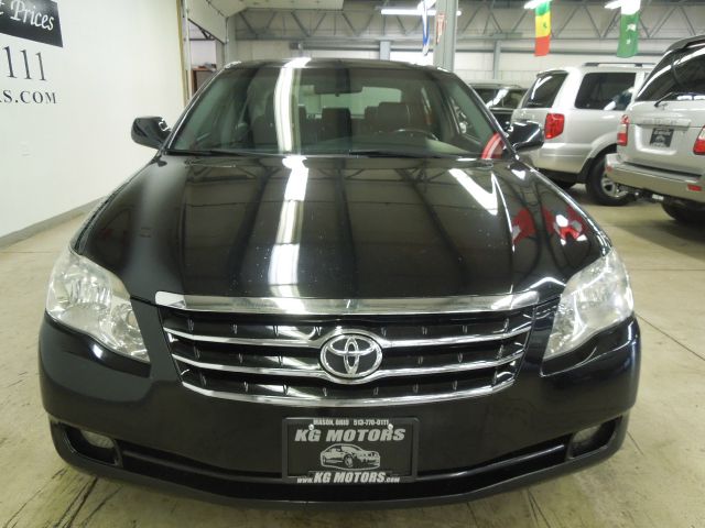 Toyota Avalon 2006 photo 2