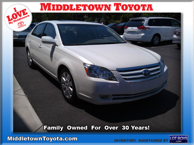 Toyota Avalon 2006 photo 2