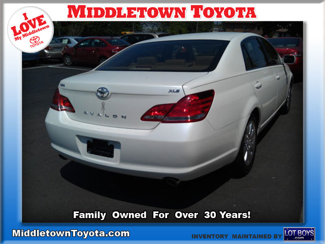 Toyota Avalon 2006 photo 3