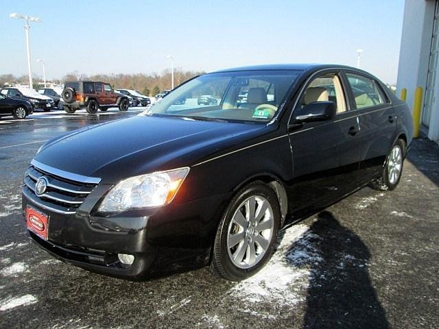 Toyota Avalon 2006 photo 2