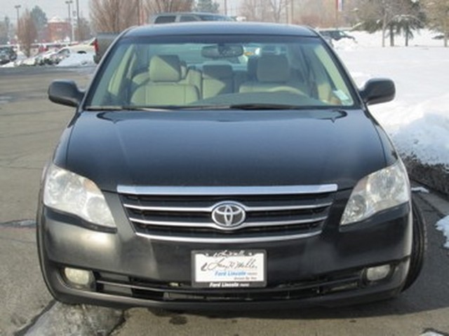 Toyota Avalon 2006 photo 1