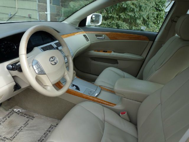 Toyota Avalon 2006 photo 1