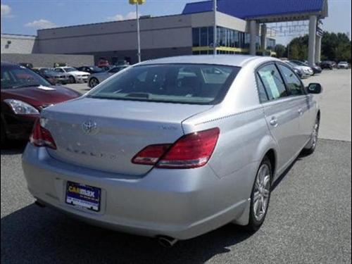 Toyota Avalon 2006 photo 1