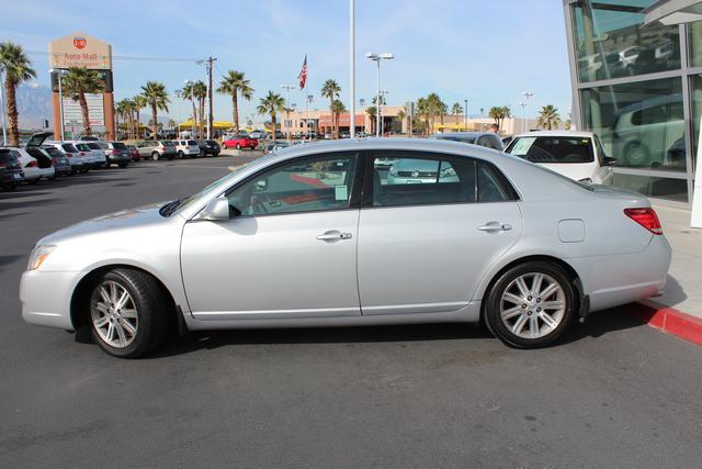 Toyota Avalon 2006 photo 2