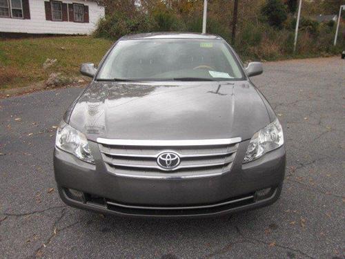 Toyota Avalon 2006 photo 1