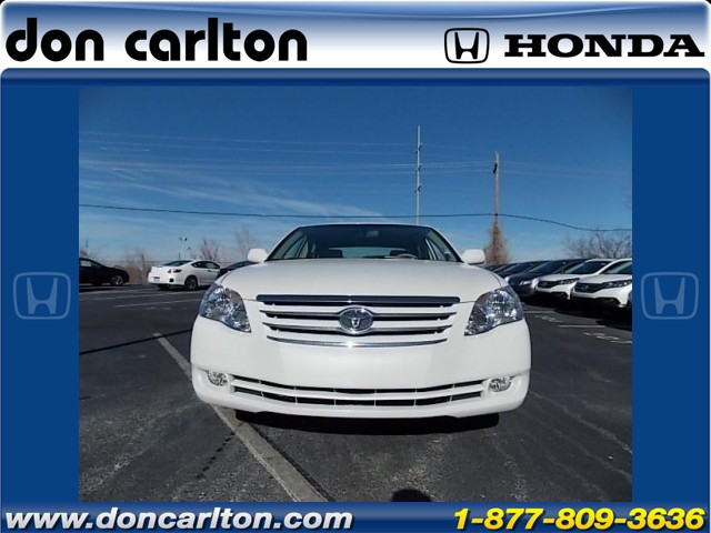 Toyota Avalon 2006 photo 1