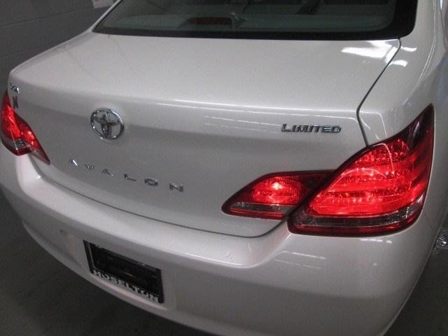 Toyota Avalon 2006 photo 4