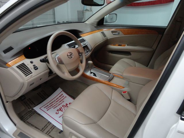 Toyota Avalon 2006 photo 18