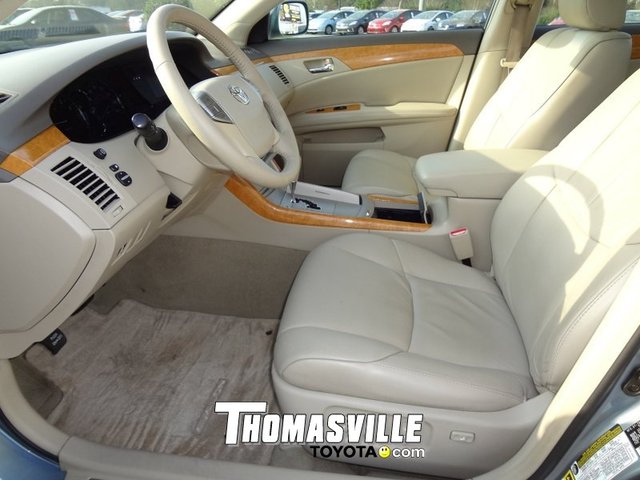Toyota Avalon 2006 photo 2